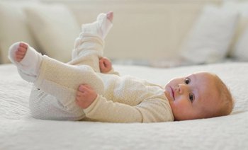 Как это у новорожденного проворачиваются суставы? 38